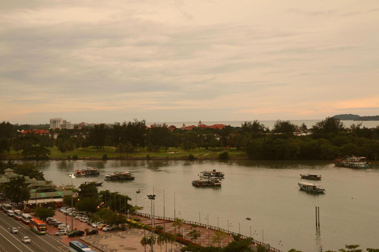 Mts @ Marina Court Resort Condo Kota Kinabalu Exterior foto